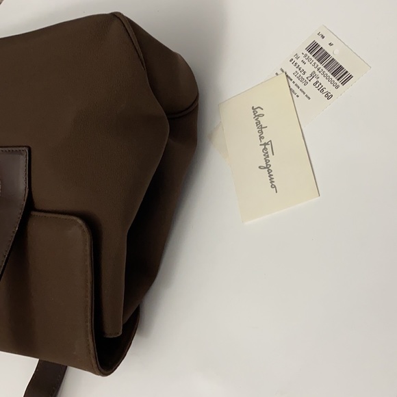 Authentic Salvatore Ferragamo Shoulder/Handbag - Picture 7 of 11